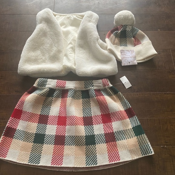 Tommy Bahama Skirt , Vest and hat set - Picture 4 of 10